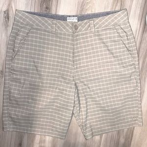 Men’s Hang Ten Hyrbrid Shorts.  Size 36.